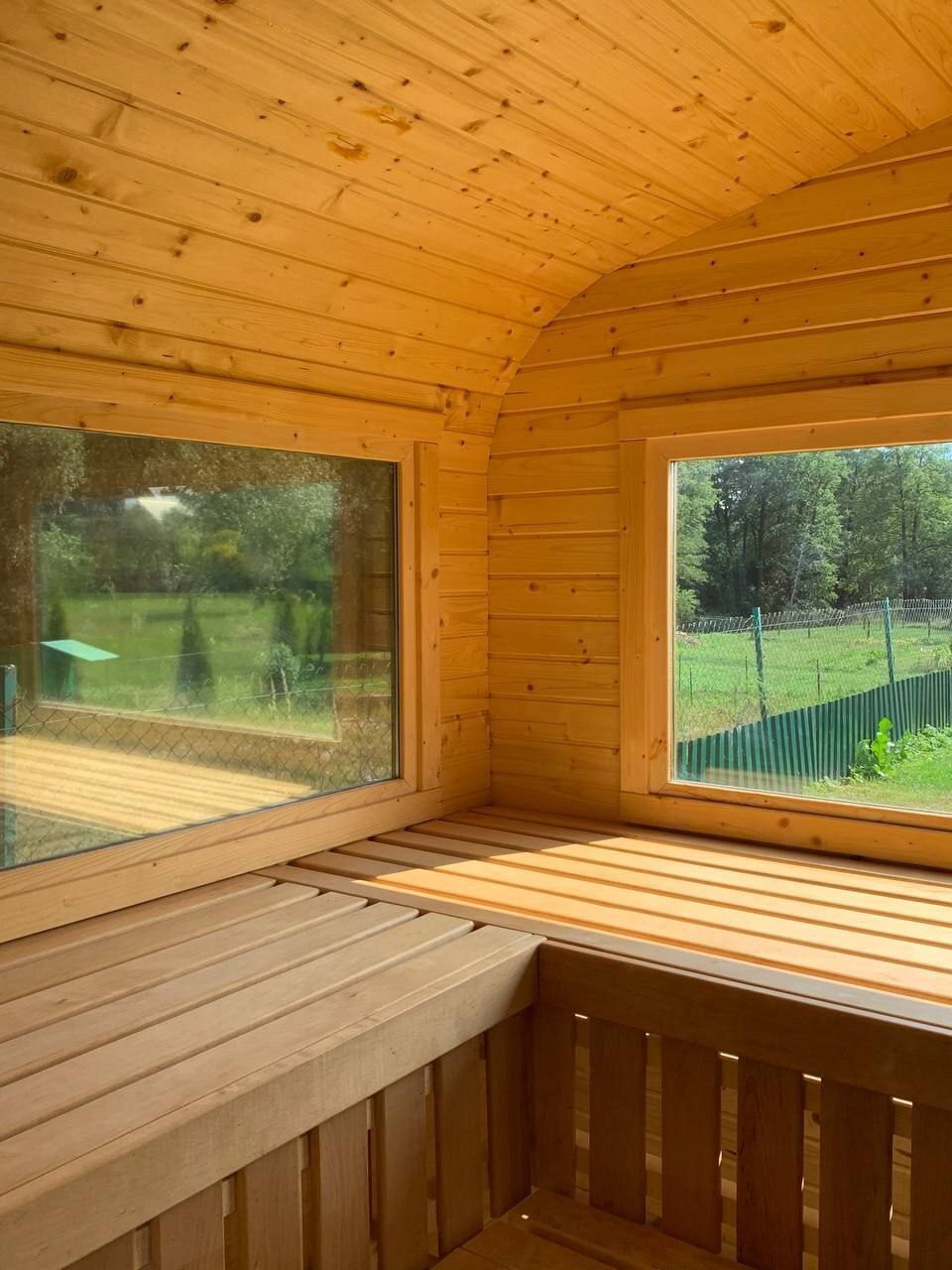 Баня вечером на территории